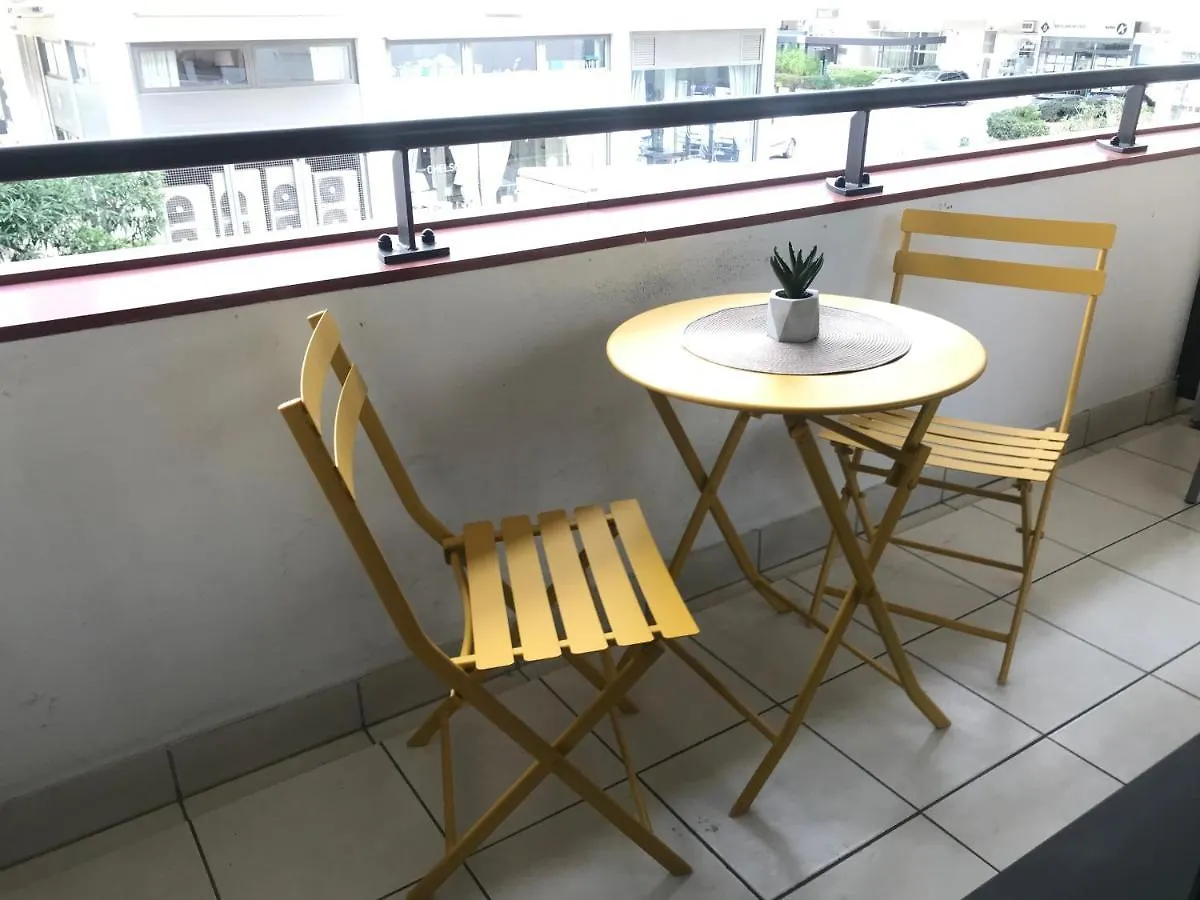 Studio W/ Balcony Ideal For Congress & Holidays Cannes France